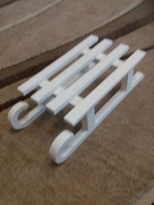 Санки декоративні.