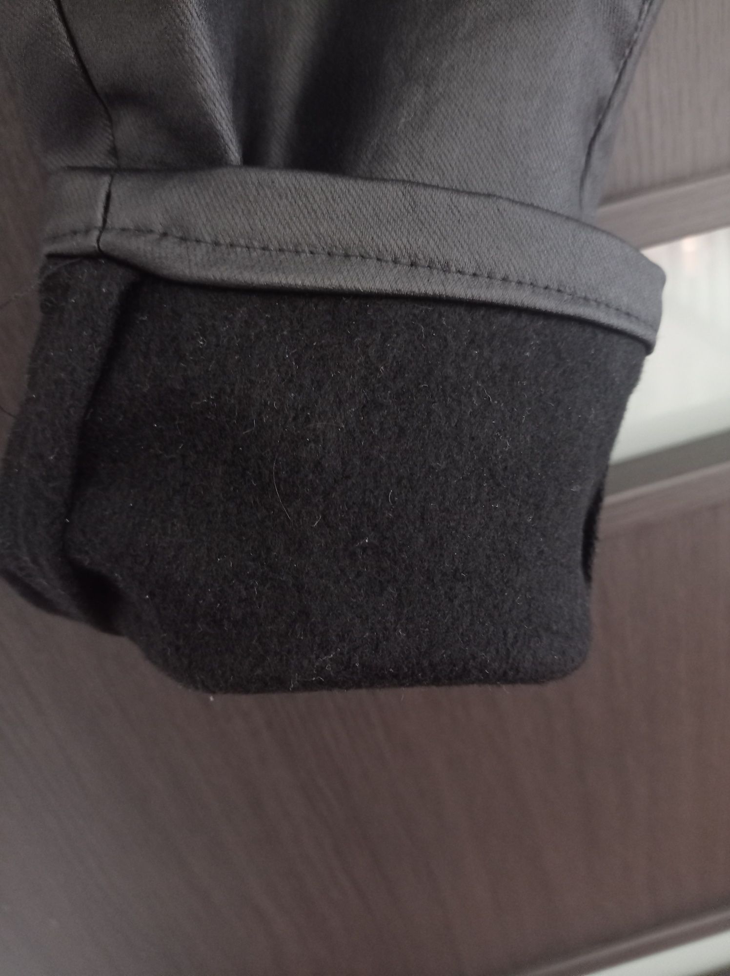 Spodnie z eko skórki