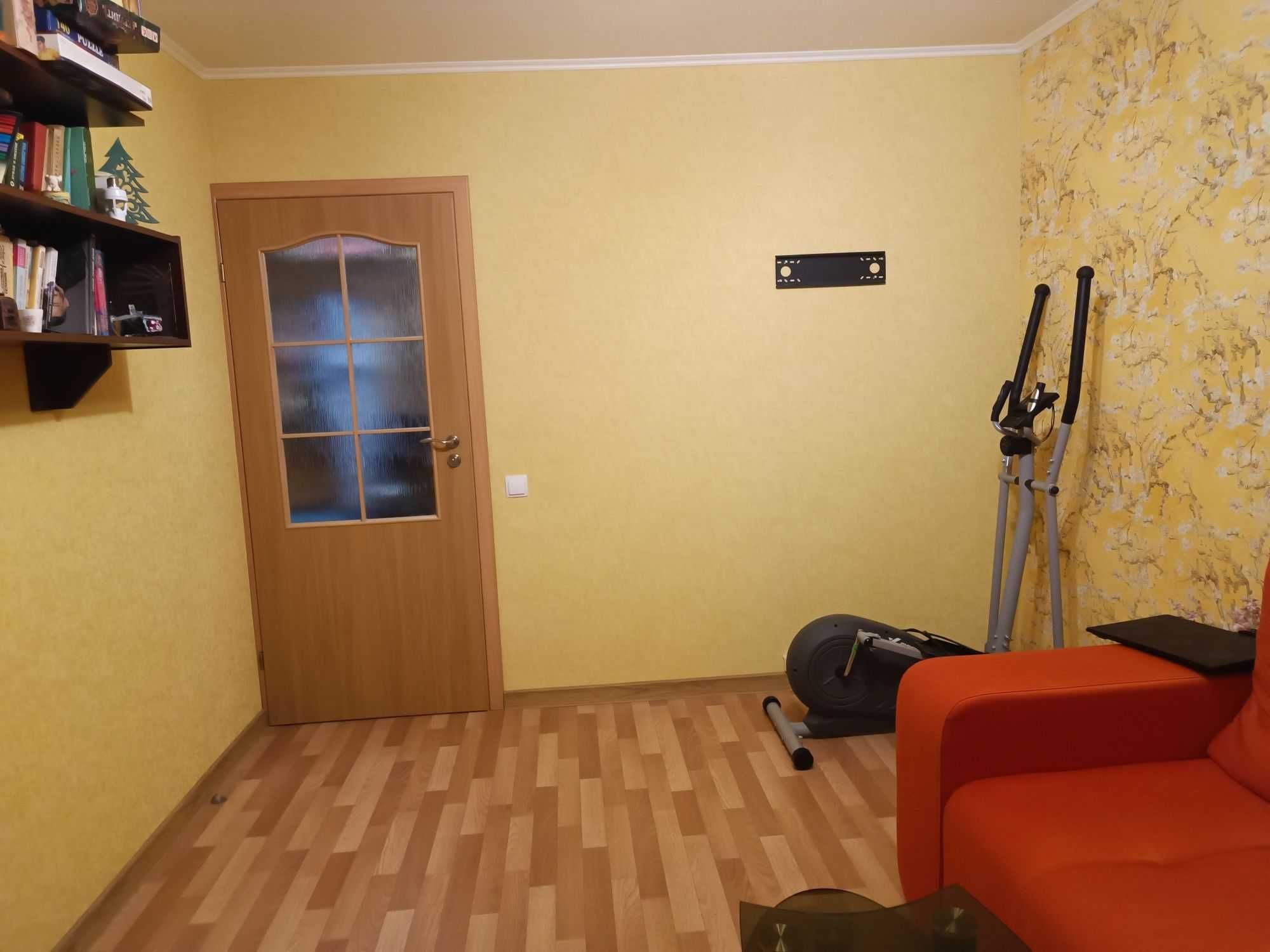 D1K Продам 3-комнатную квартиру на ул. Балакирева, м. Ботанический сад