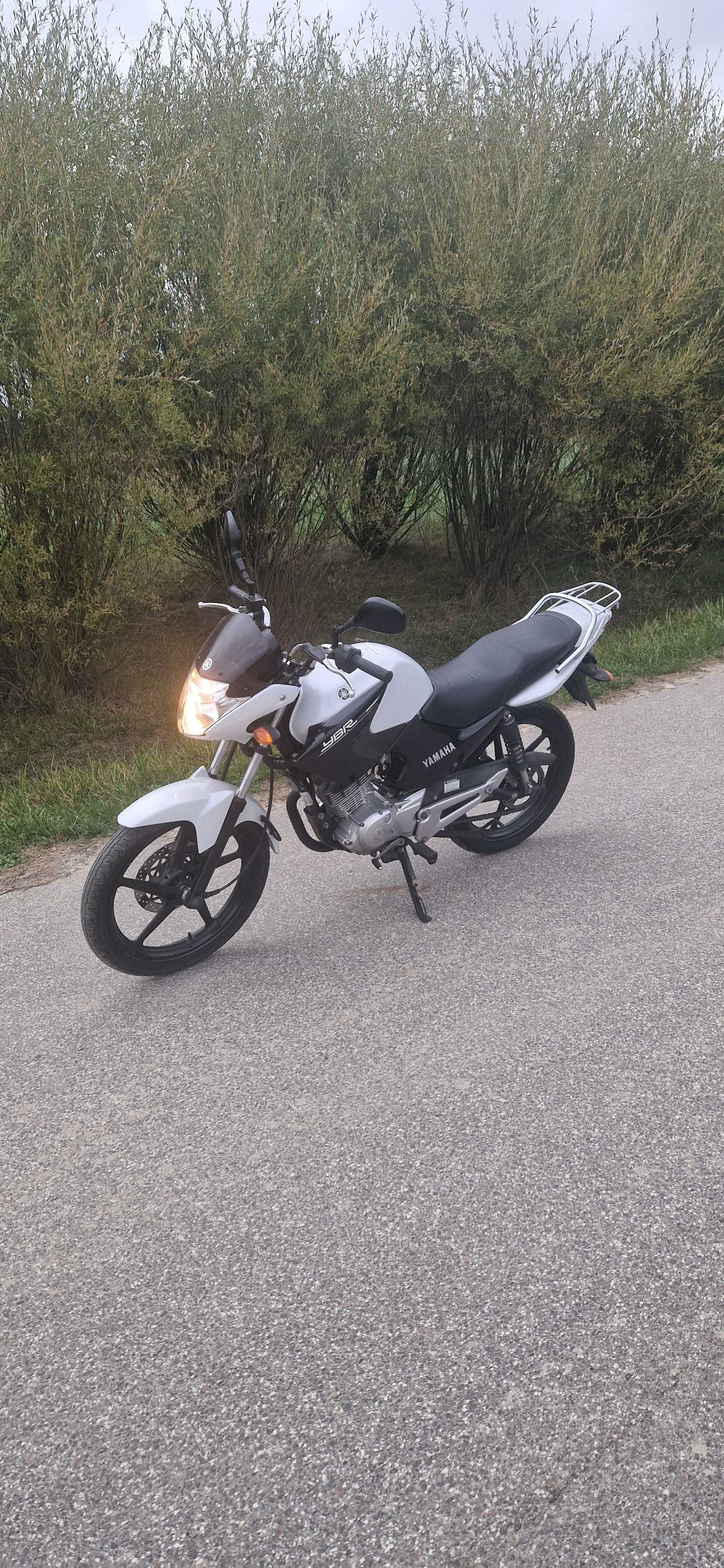 YAMAHA YBR 125, 2015r