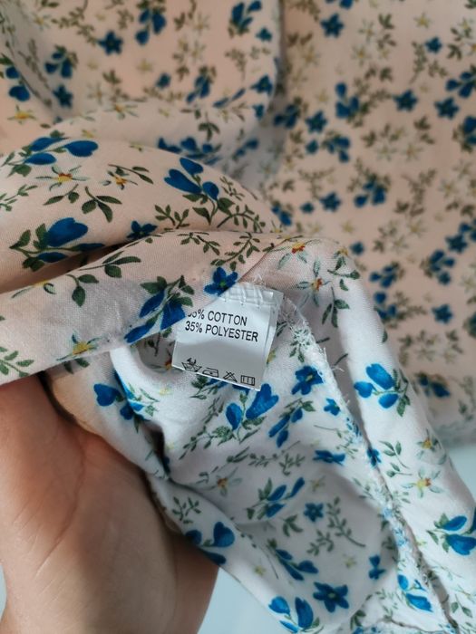 Bluzka bez rękawów w kwiatki XXL