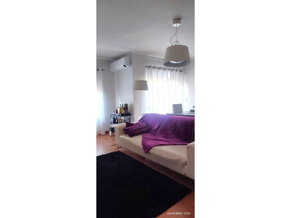 Apartamento T3 remodelado no centro da cidade de Ourém