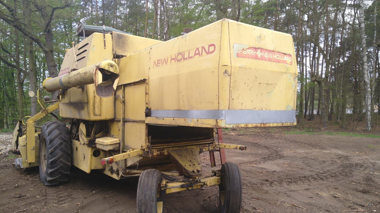 Kombajn New Holland