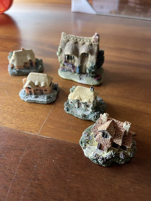 Vintage Casas miniatura Cuggly Wugglies Collection