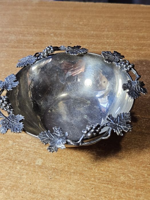 Цукерниця зі срібла 800*