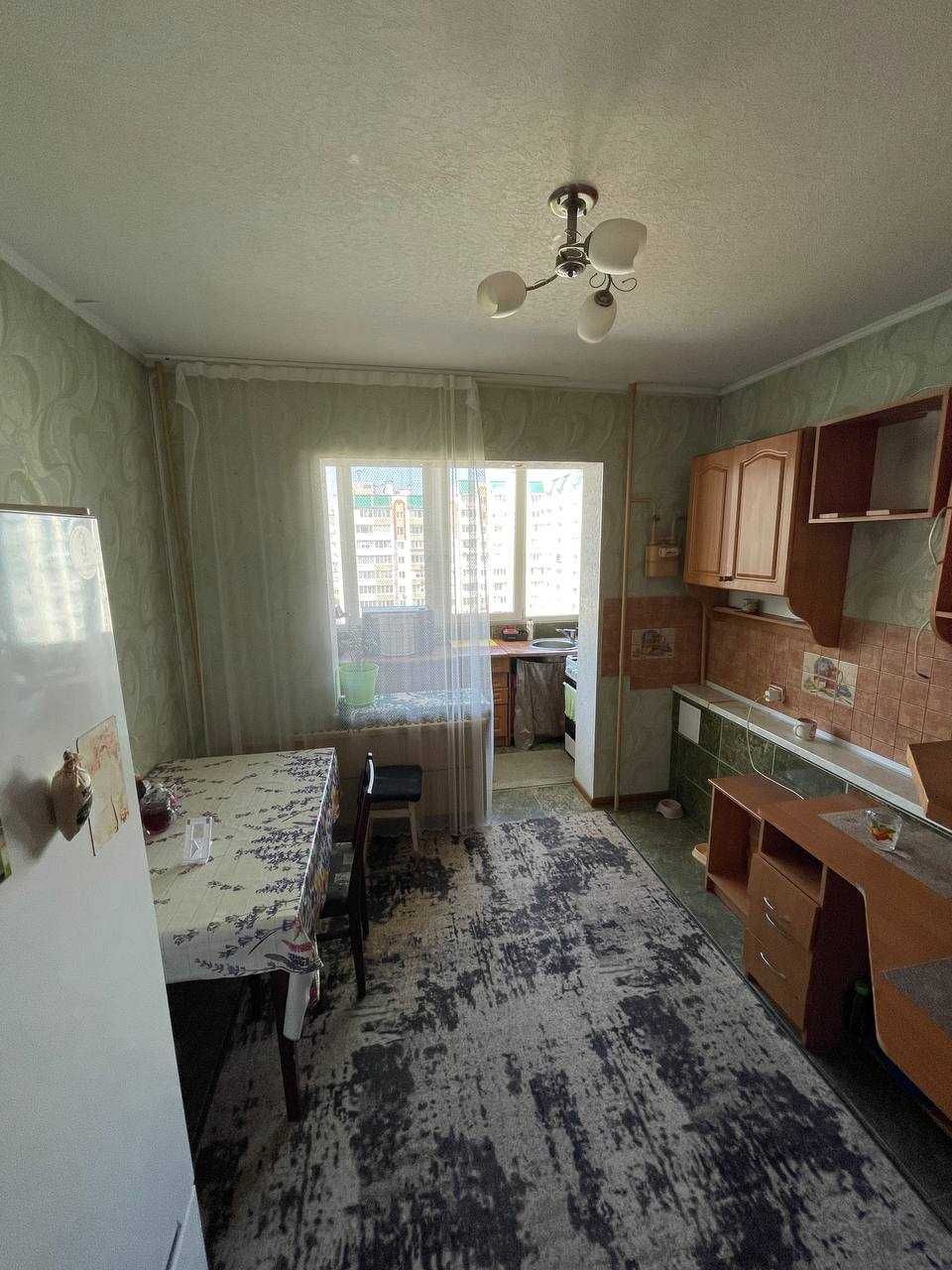 Продам 3-х кімнатну квартиру