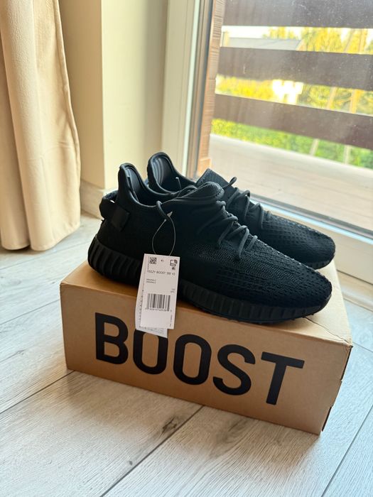 Adidas Yeezy Boost 350 V2 – Czarne