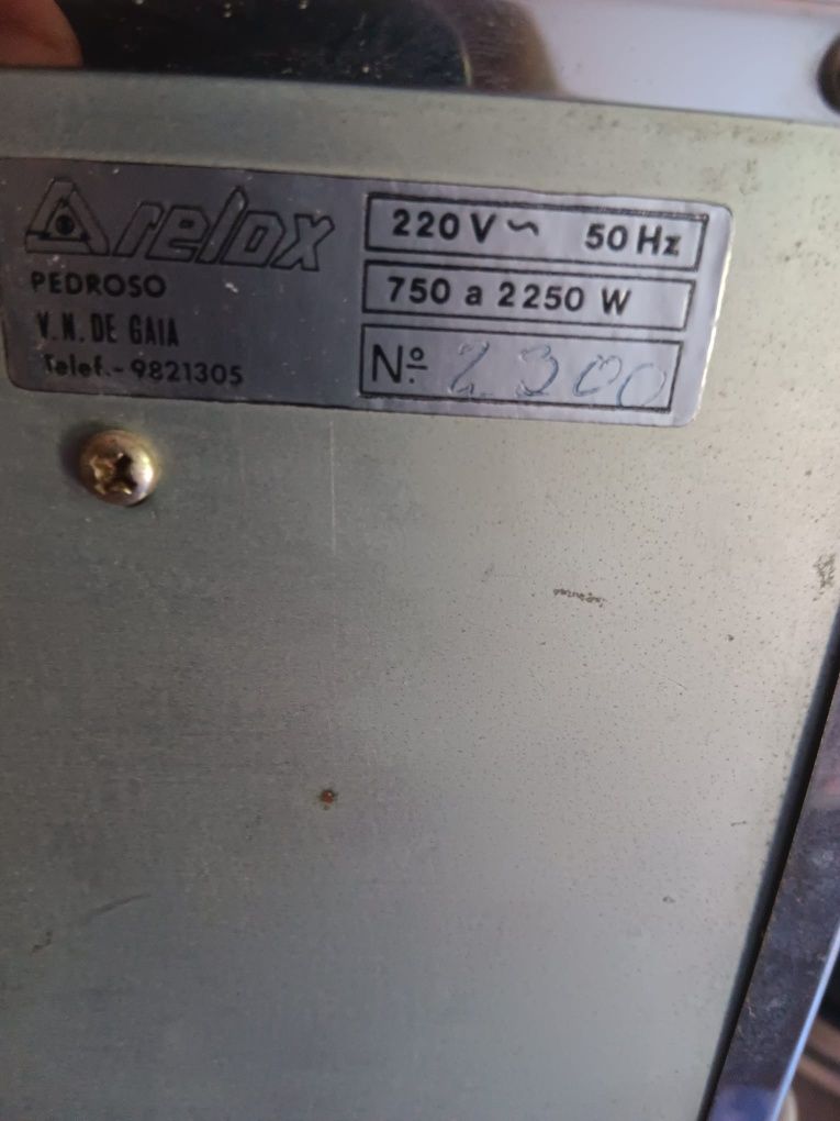 Forno eléctrico novo
