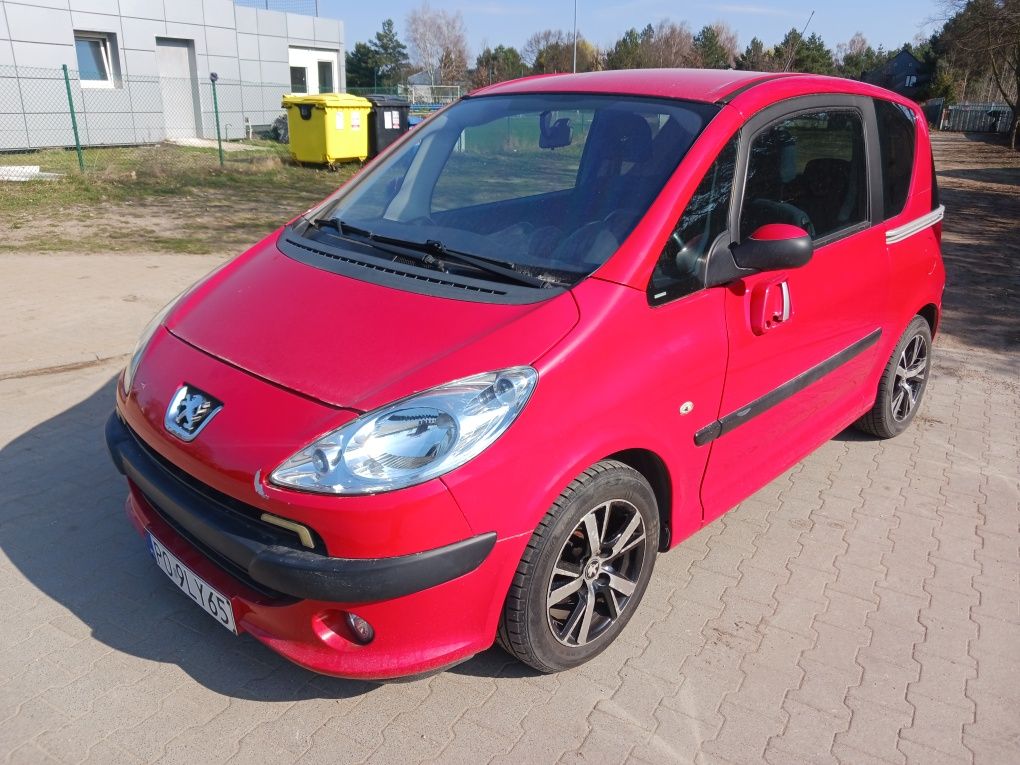 Peugeot 1007 1.4 benzyna 2006 rok