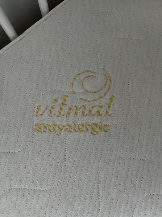 Łóżeczko dziecięce + materac