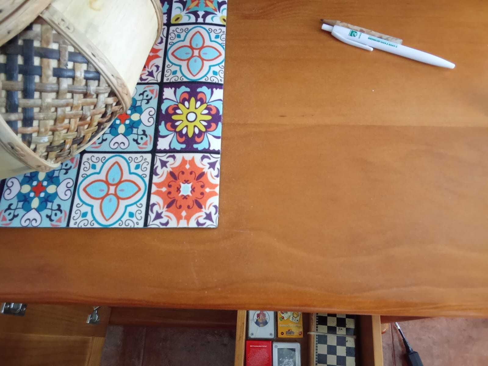 Móvel de Apoio para Sala ou Cozinha, em muitíssimo bom estado!