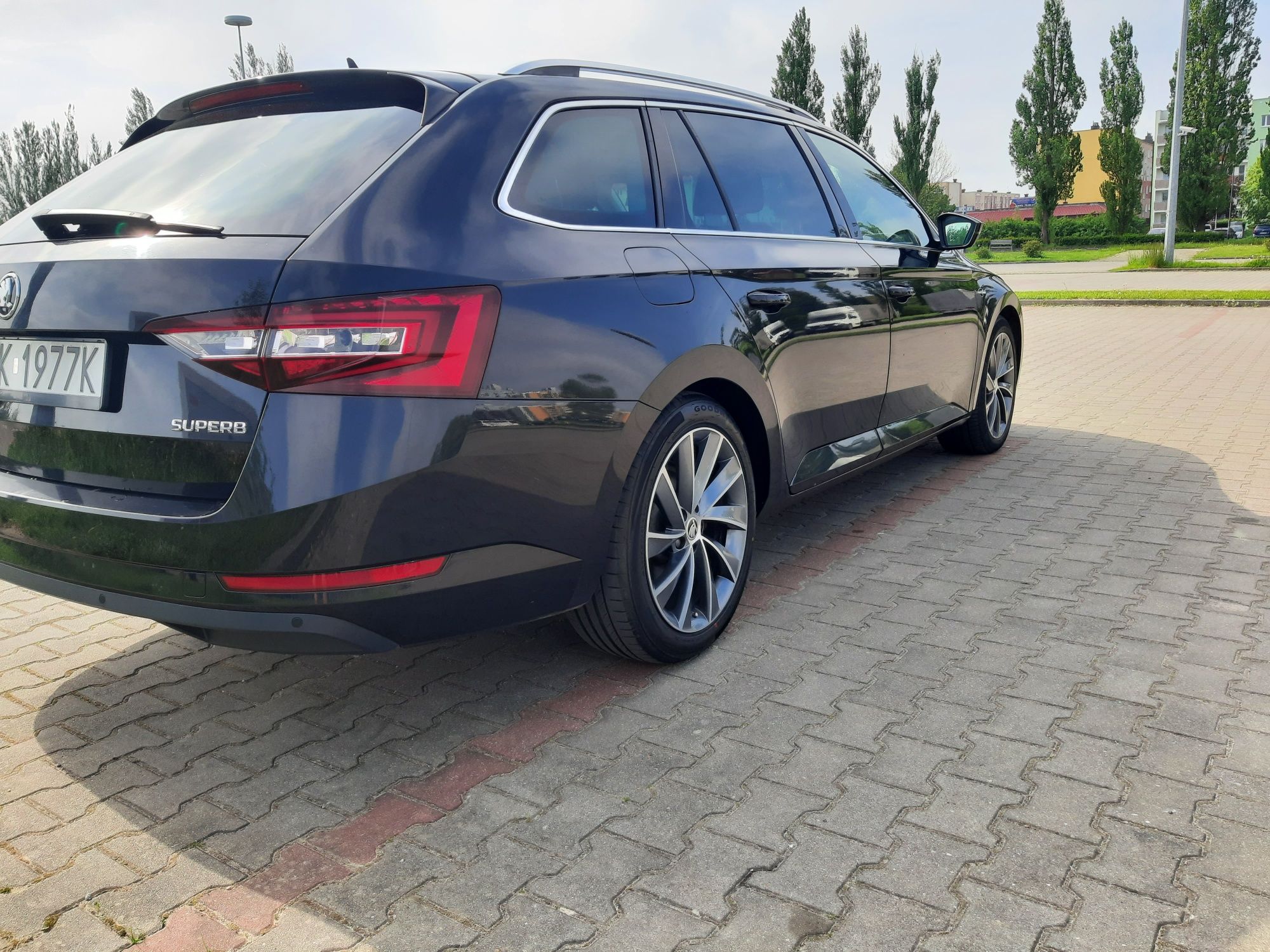 Sprzedam Skodę Superb 2.0TDI, 190KM L&K