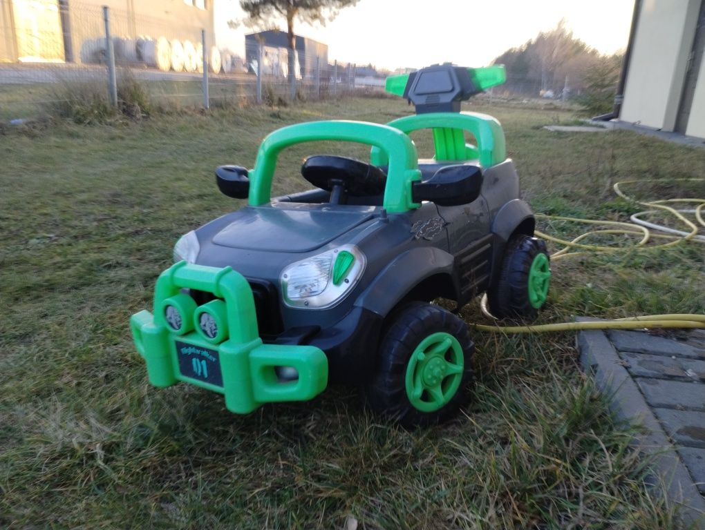Samochód jeździk akumulatorowy dla dziecka