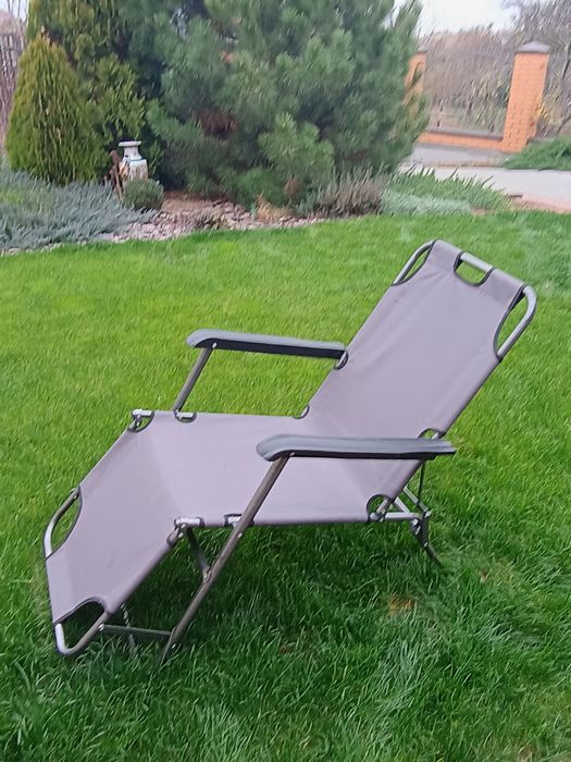 Шезлонги для відпочинку та для риболовлі 2шт