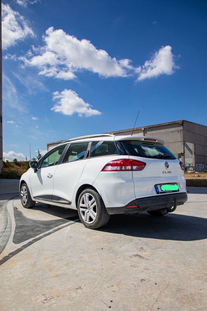 Carrinha de 2020 poucos km!