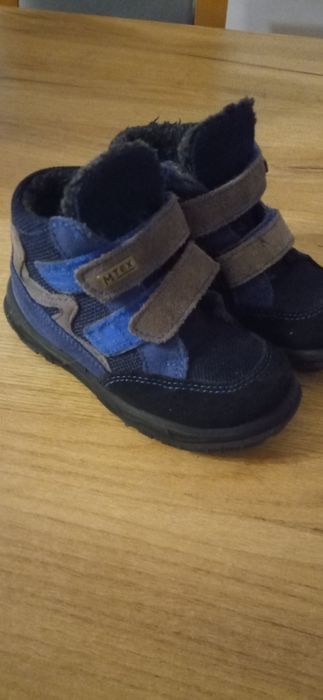 Buty zimowe dziecięce roz 23