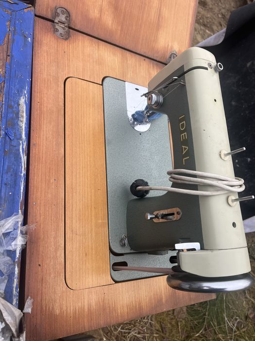 Maszyna do szycia Ideal!