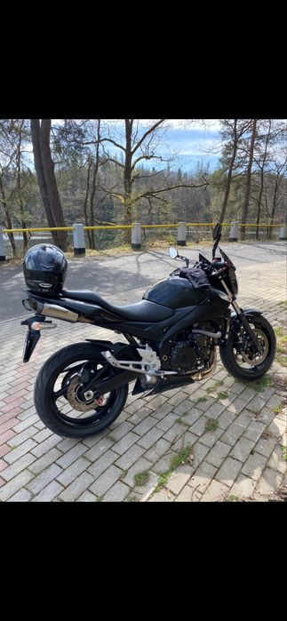 Suzuki gsr 600 !