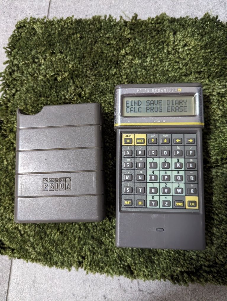 Psion Organiser II Год выпуска: 1986