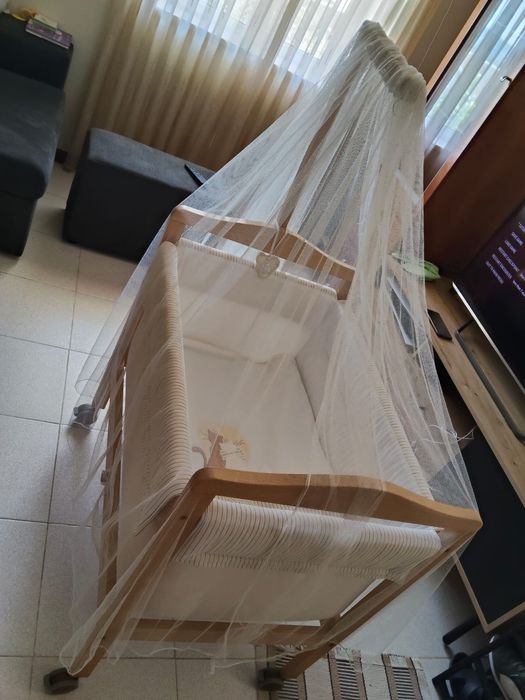 Berço bebé recém nascido