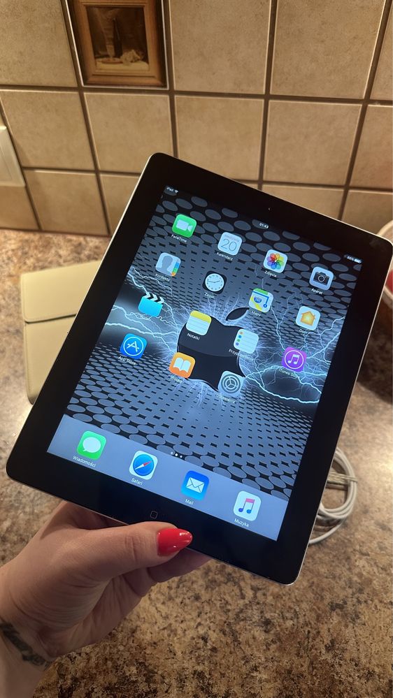 Tablet iPad Apple - 100% sprawny - ekran retina