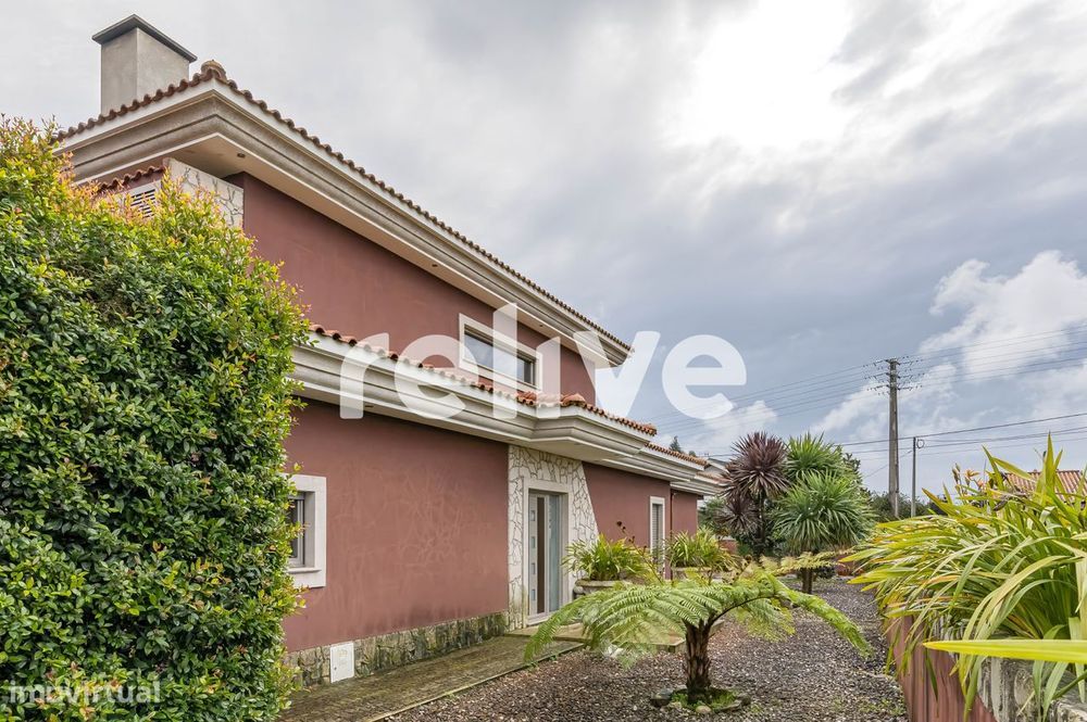 Moradia T5 inserida num terreno de 7.000M²em São João de Ovar, Aveiro