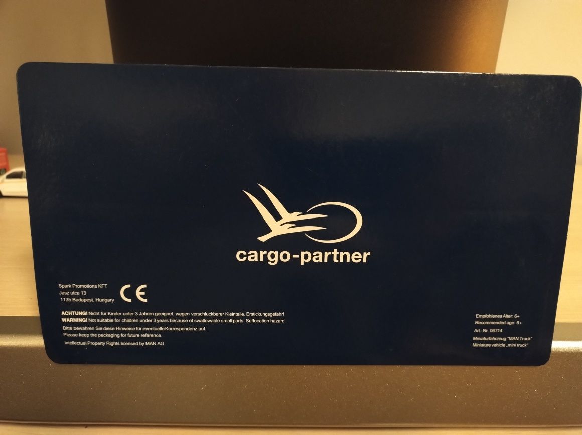 Man ciężarówka cargo partner