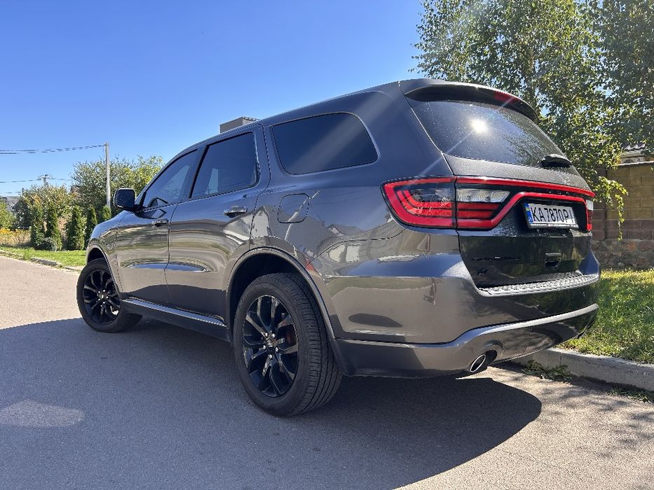 Продам Dodge Durango 2019 року ціле авто , обслужена