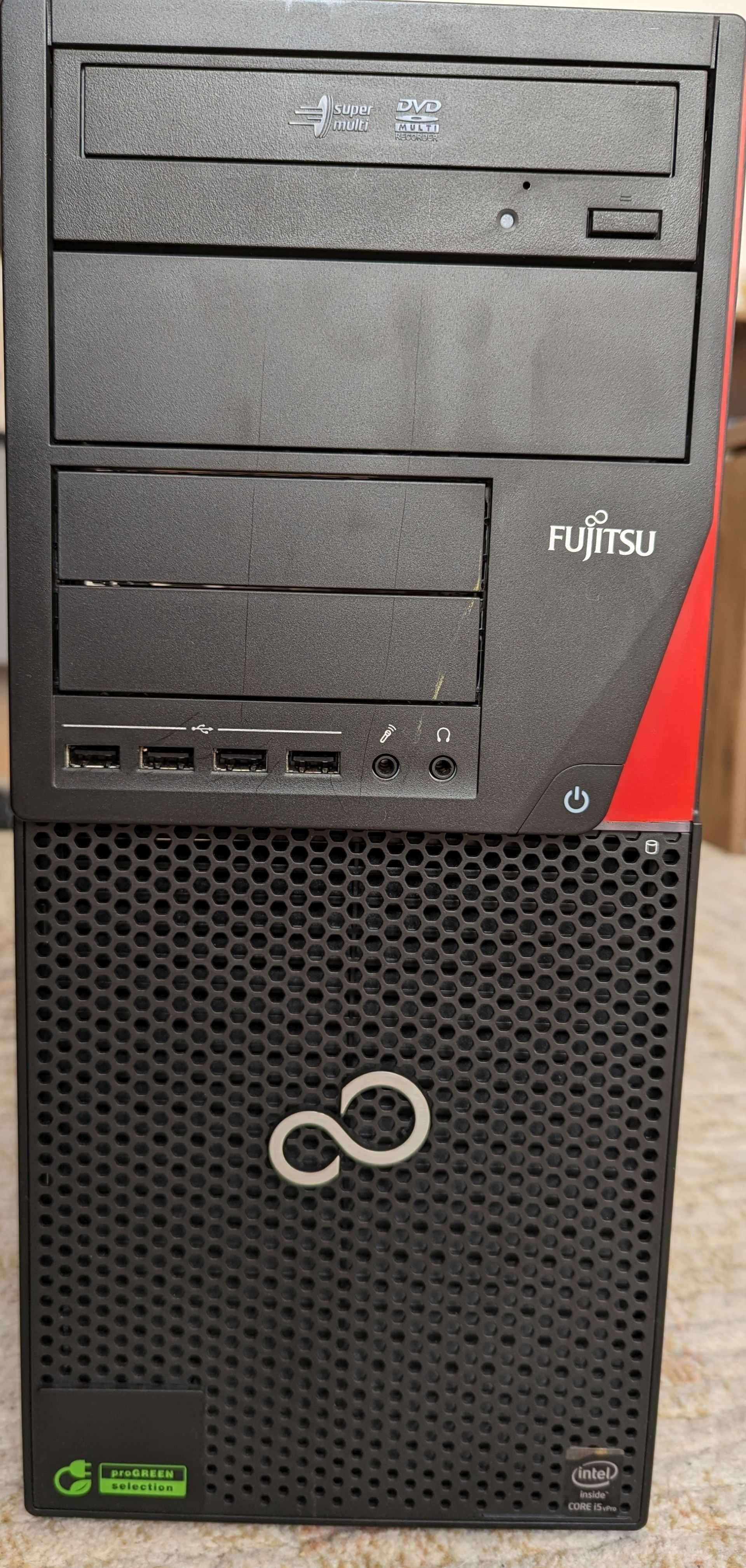 Fujitsu Esprimo P920 Core i5-4590, 24GB RAM. W bardzo dobrym stanie.