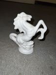 Figurka porcelanowa biały kon prl antyki vintage
