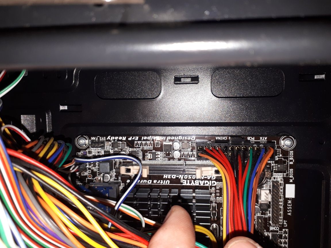 компьютер GIGABYTE GA-N3050N-D3H