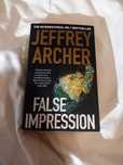 Livro False impression