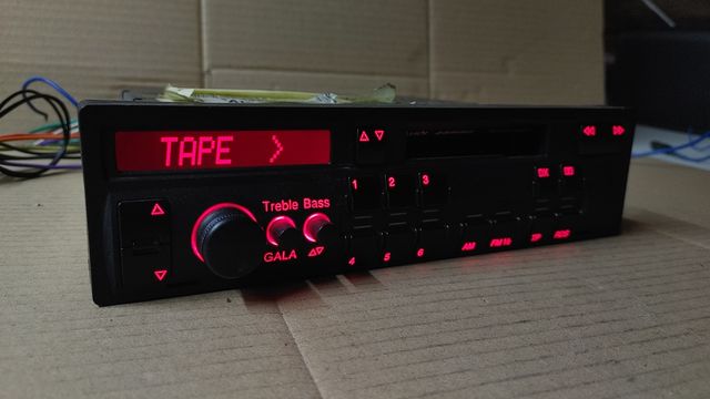 Audi gamma radio kaseta stan bdb