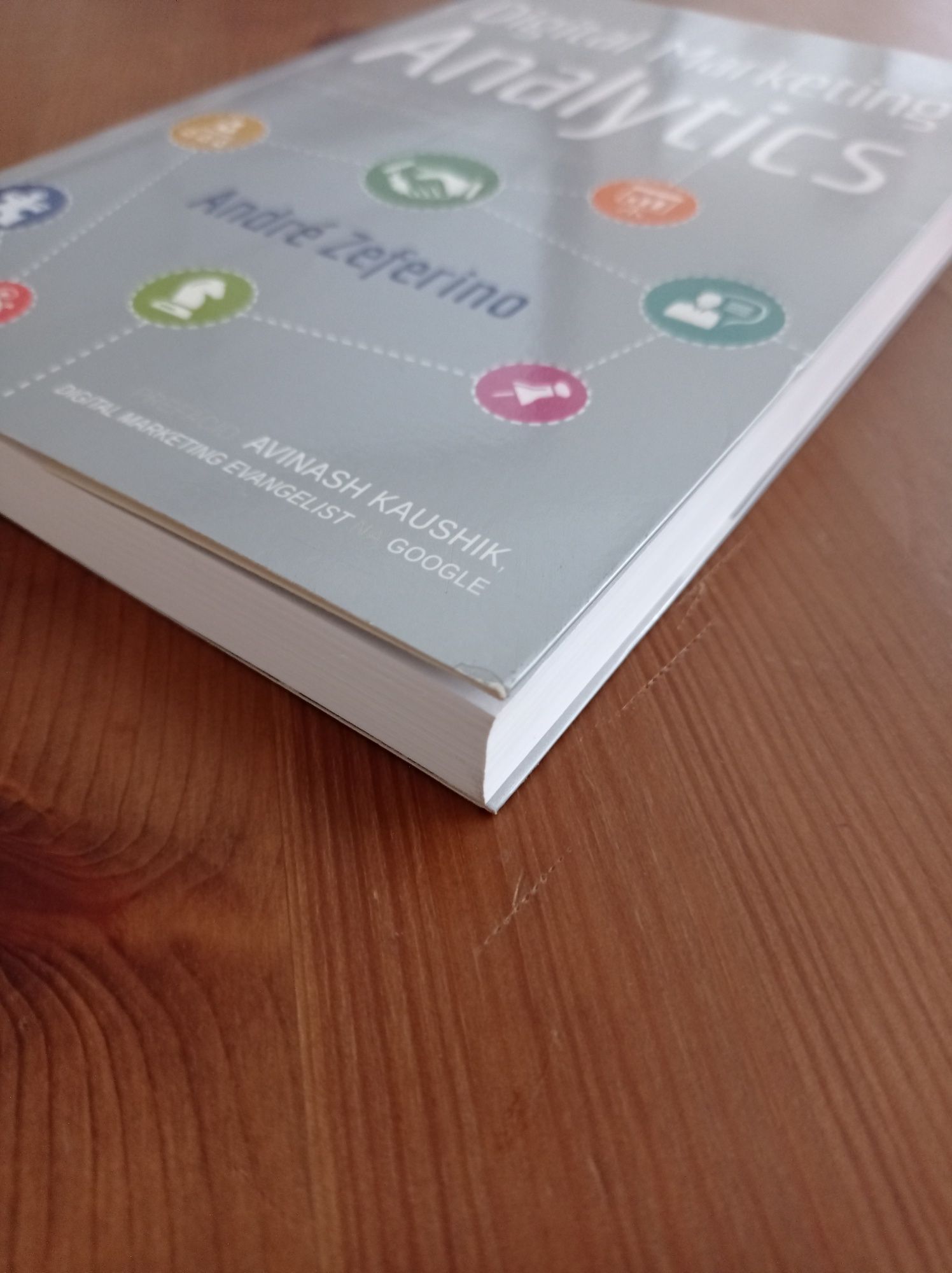 Digital marketing analytics - André Zeferino