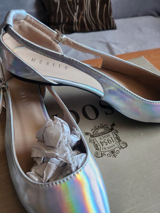 Baleriny holograficzne