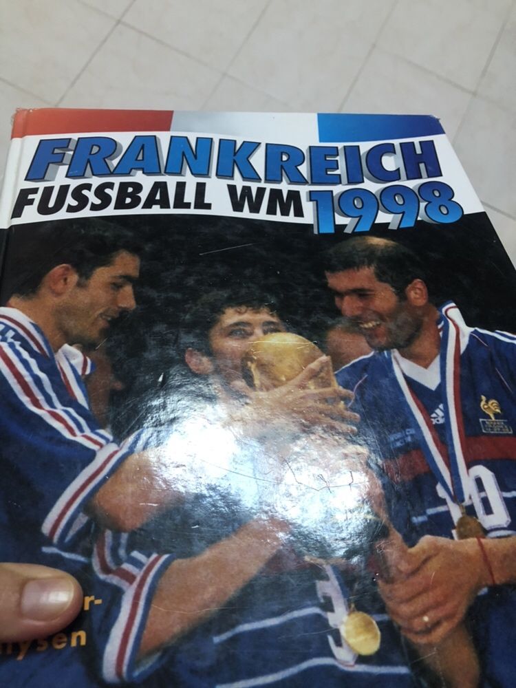 1998 Livro Mundial Futebol França em alemão FRANKREICH FUSS WM 98