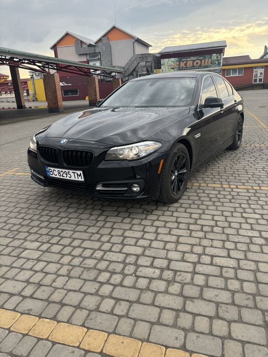 BMW 528i  Xdrive