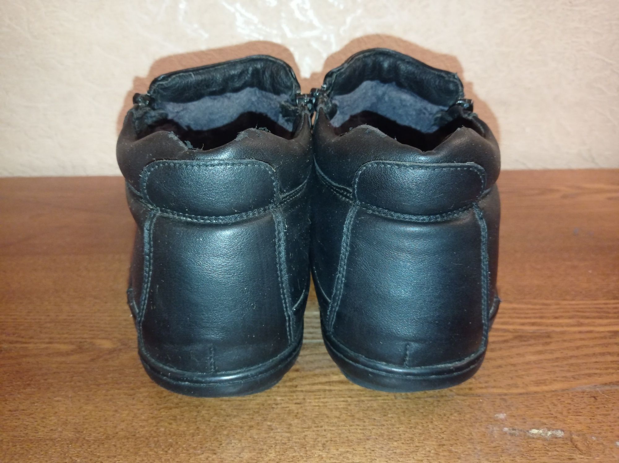 Зимні черевики/ботинки, розмір 45