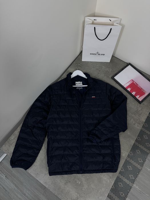 Пуховик Lev’is.