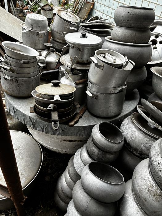 Алюмінієві казани баняки миски бідони 2,5-20 л 15 л