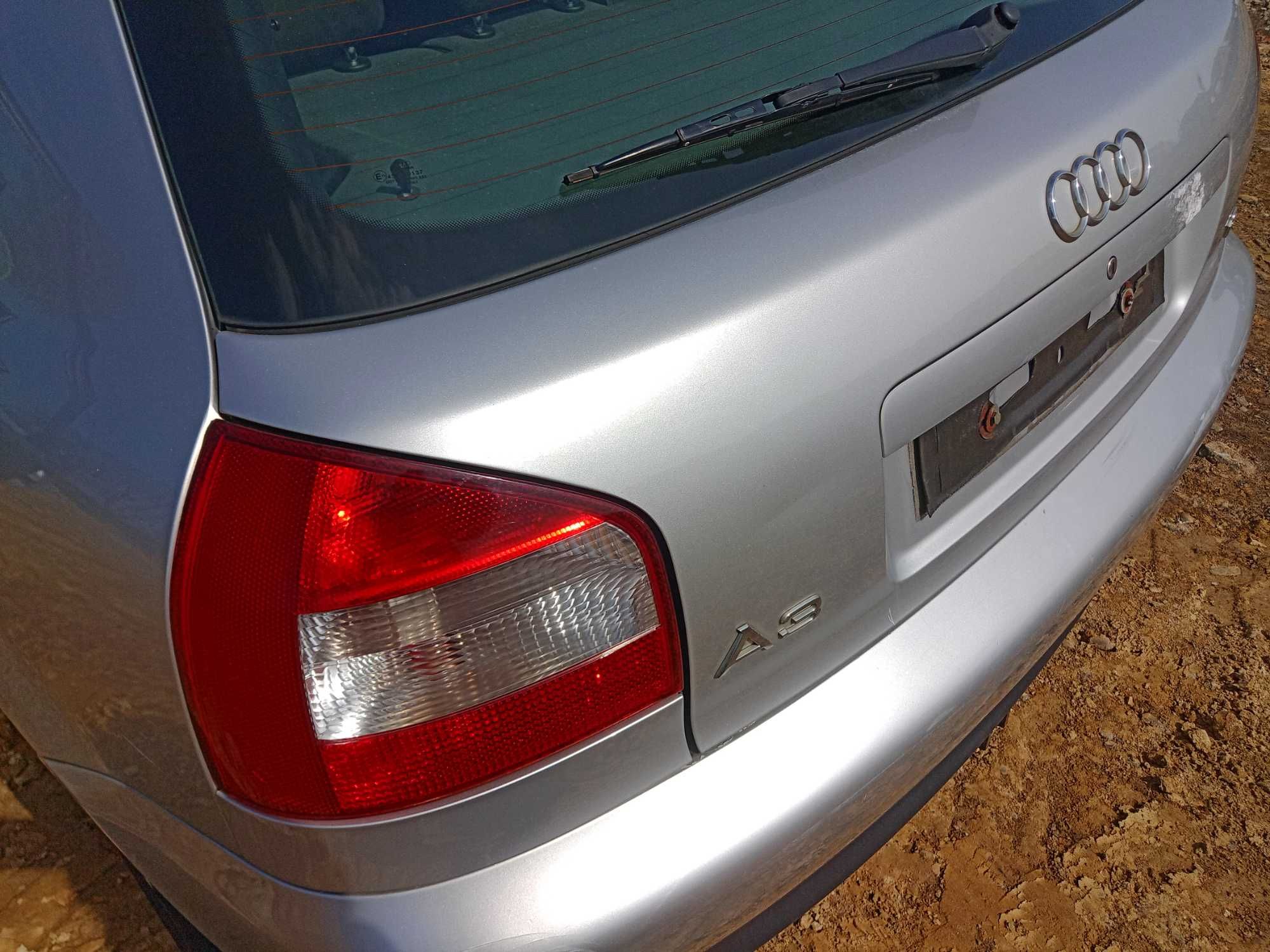 AUDI A3 8l klapa tyl bez malowania ly7w lift srebrna tył kompletna
