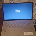 Portátil ASUS Vivo book 17 ryzen 3 com carregador