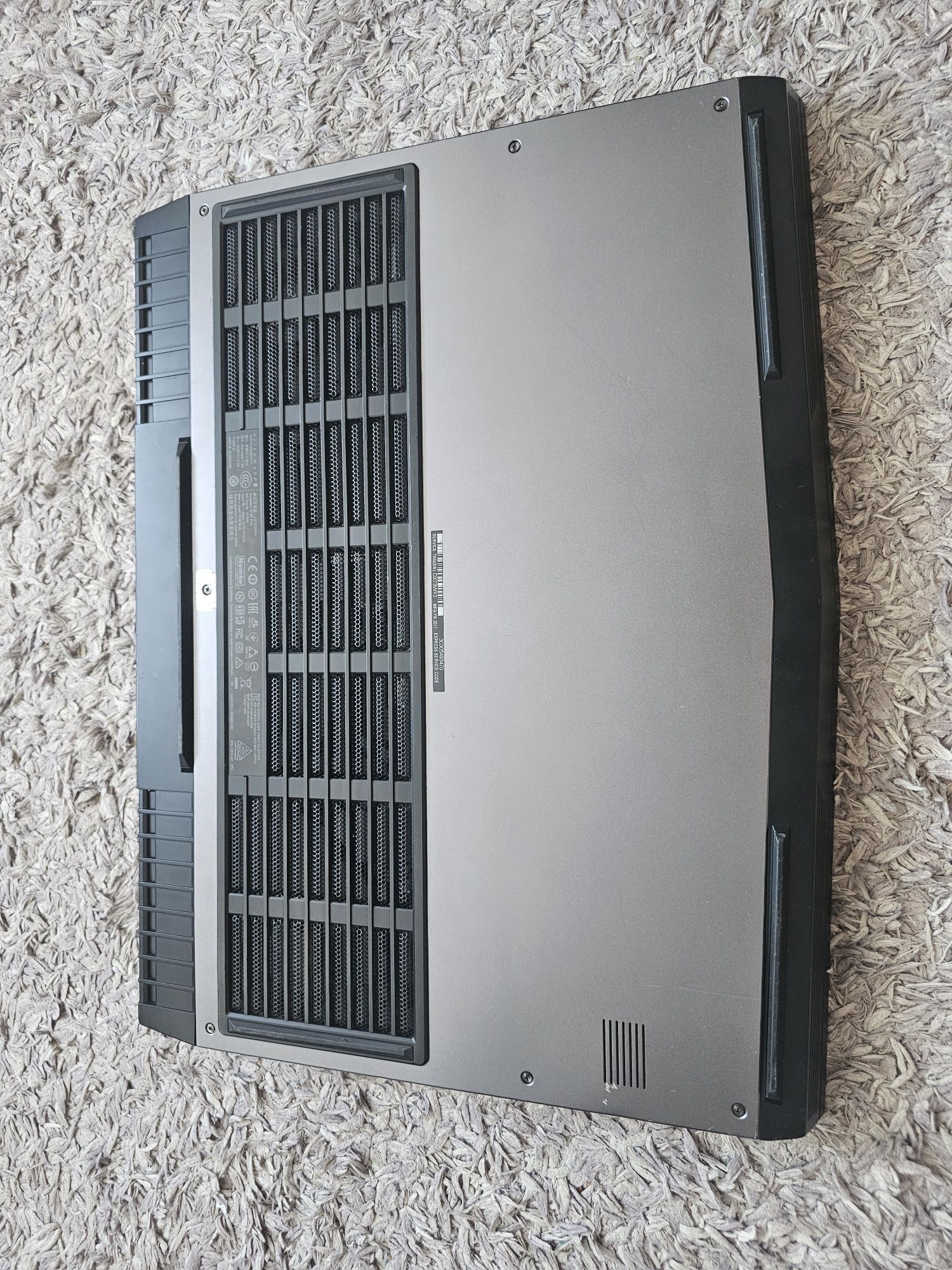 Laptop Alienware R4 17