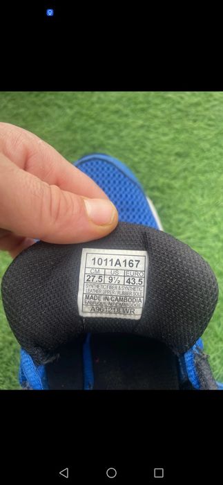 Sapatilhas Asics como novas.