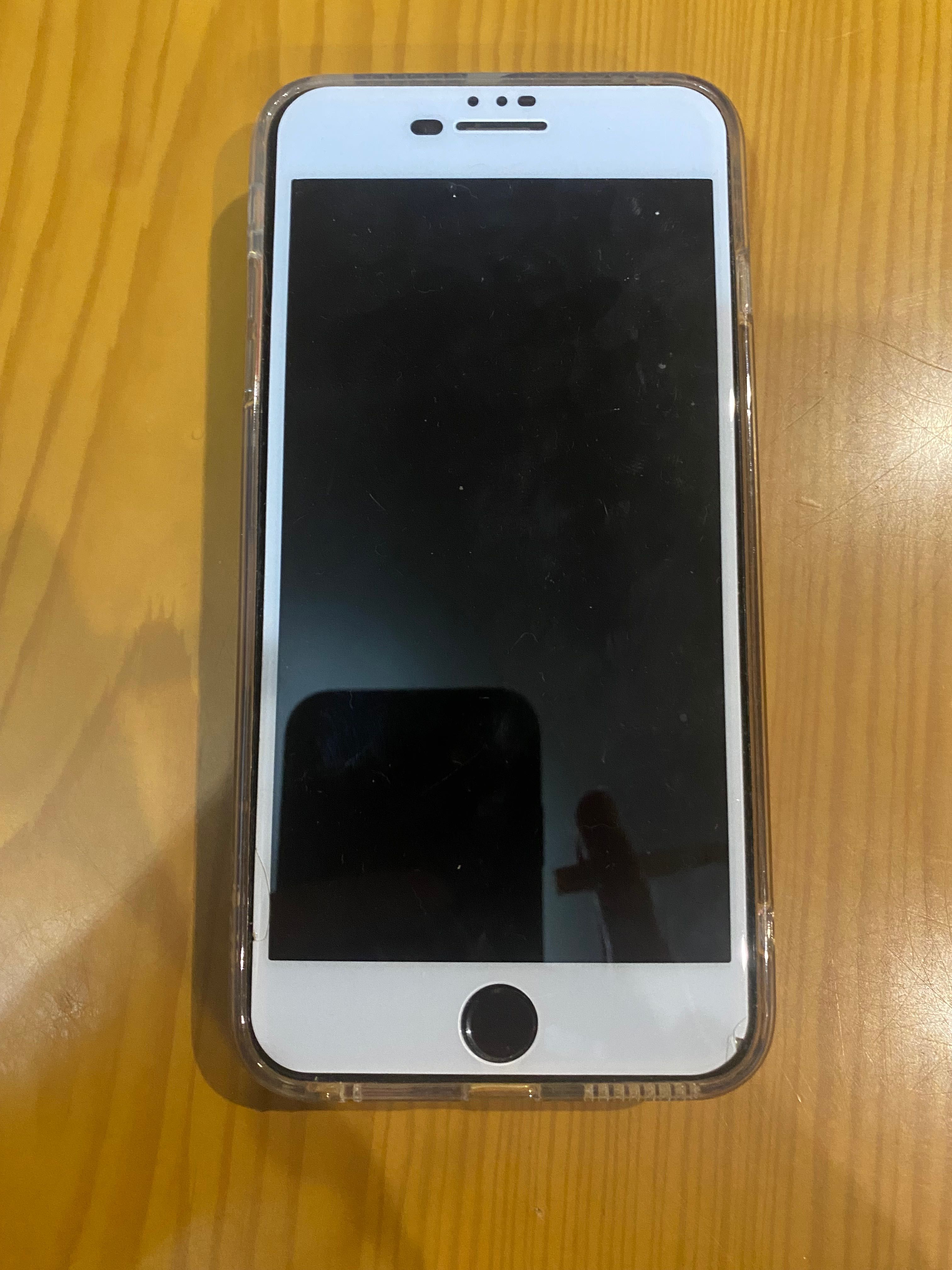 Iphone 7plus 128Gb desbloqueado, com capa+película, bom estado, prata