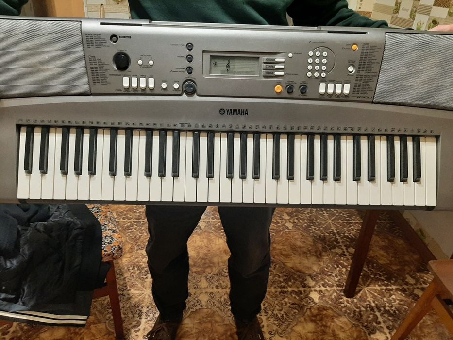 Синтезатор ямаха в хорошем состоянии