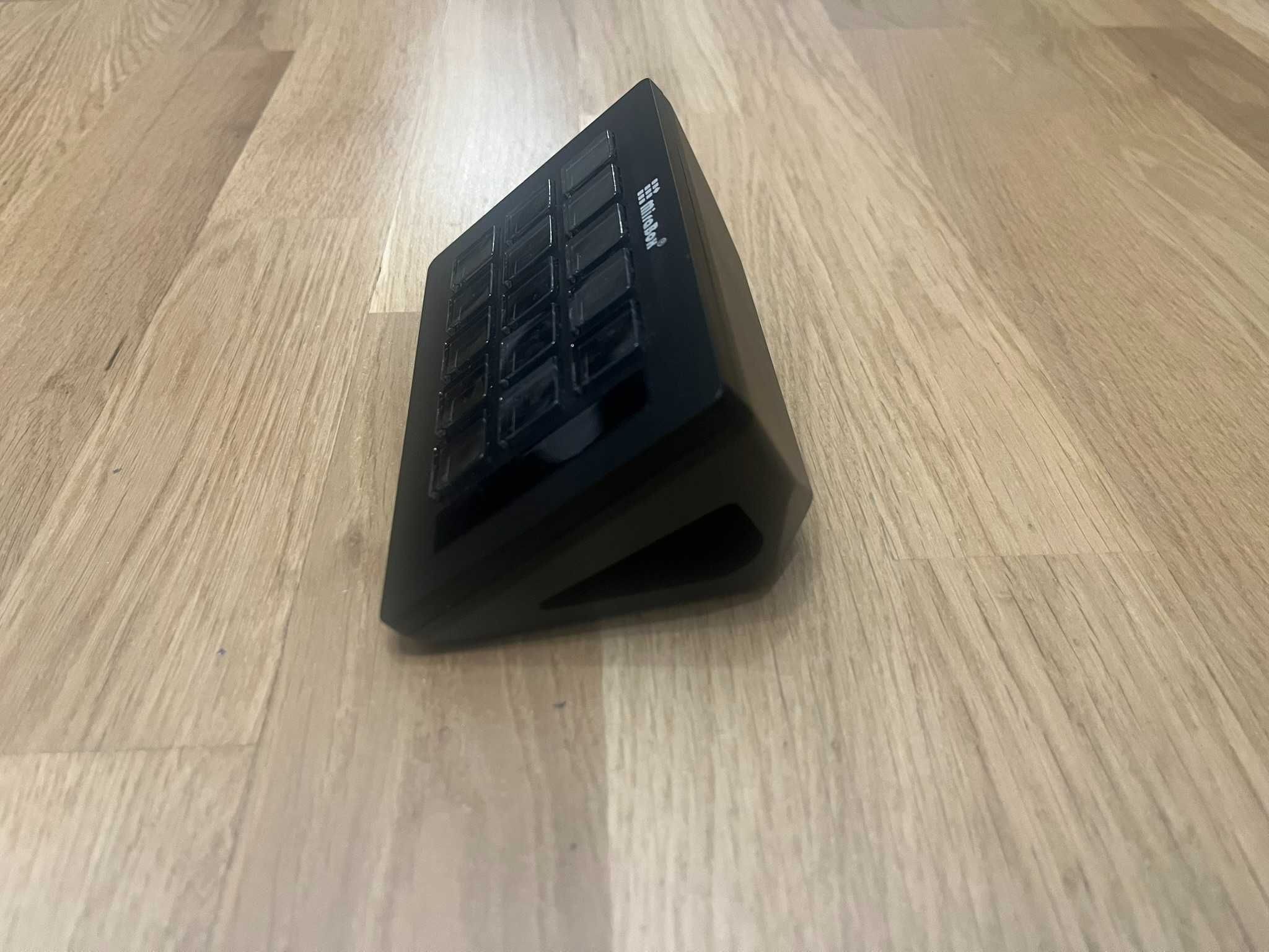 Stream Dock Mini 15 przycisków + wyświetlacz Stream Deck