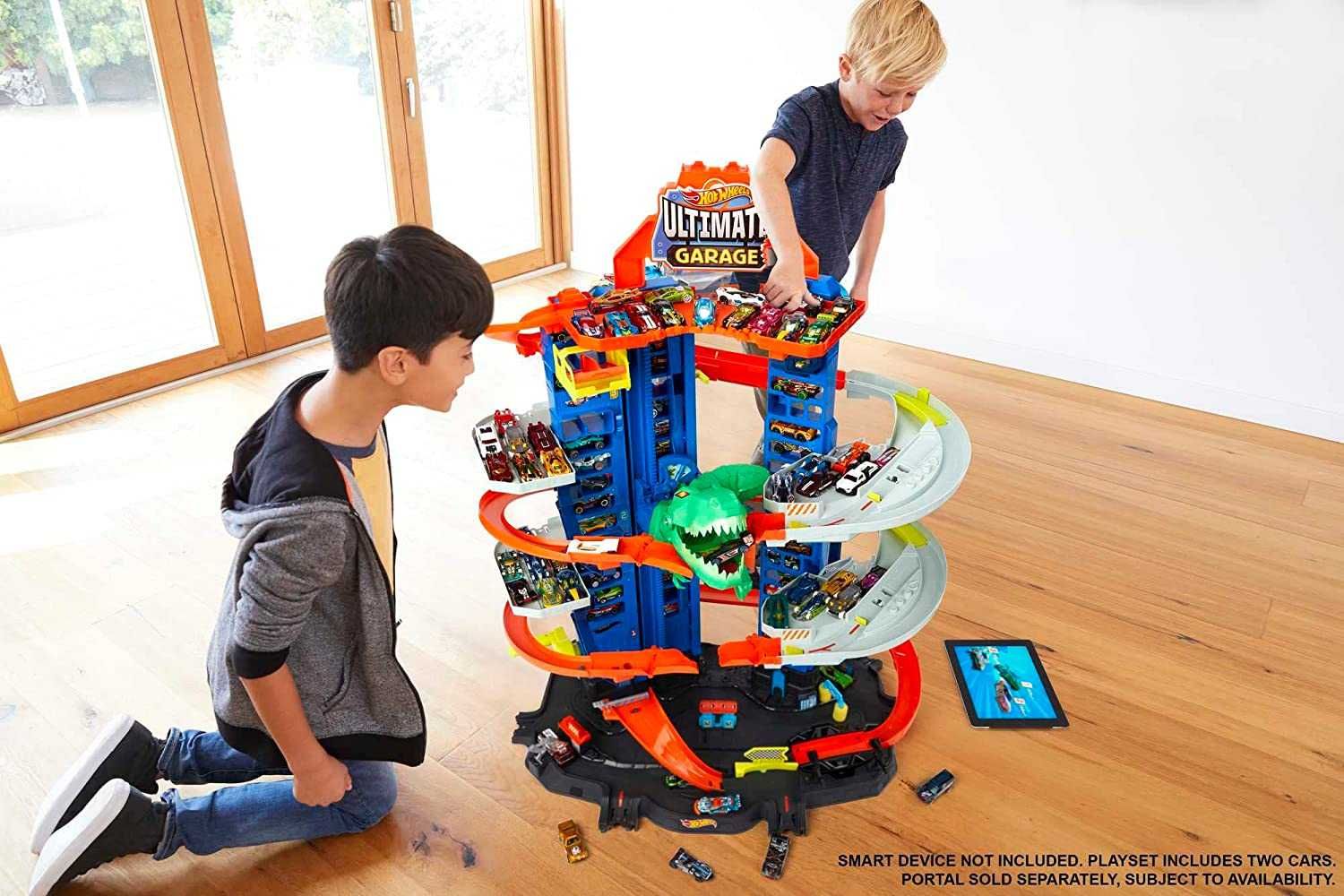 Hot Wheels,Ultimate Garage T-Rexa гараж з динозавром Хот Вілс