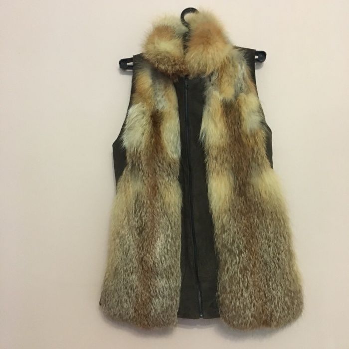 Меховая жилетка(лиса)