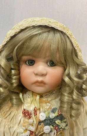 лялька коллекційна порцелянова Linda Valentino Michael